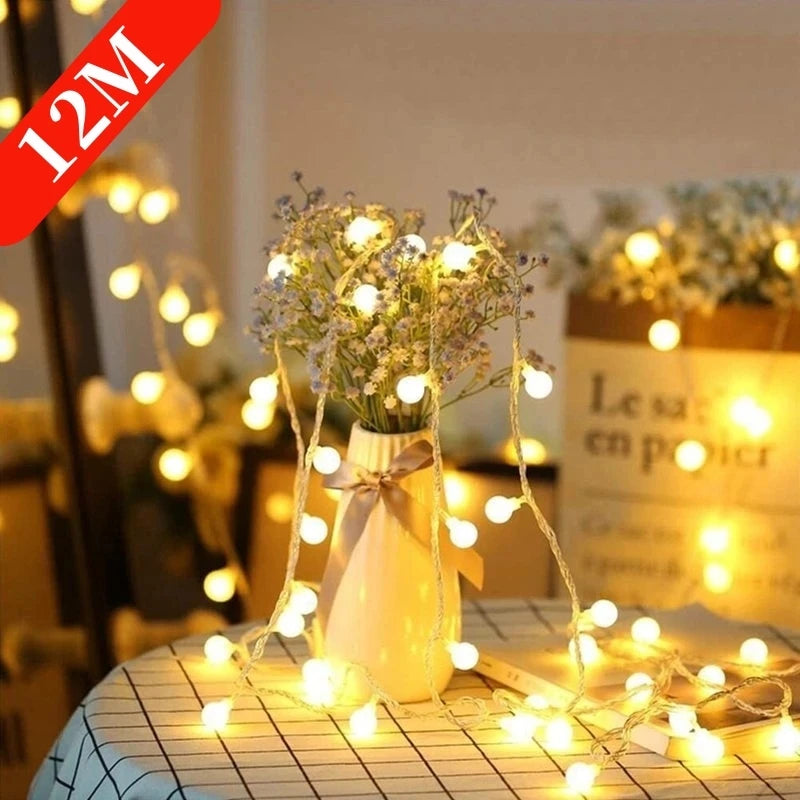 Luzes de Natal LED - Bolas Decorativas para Festas e Celebrações